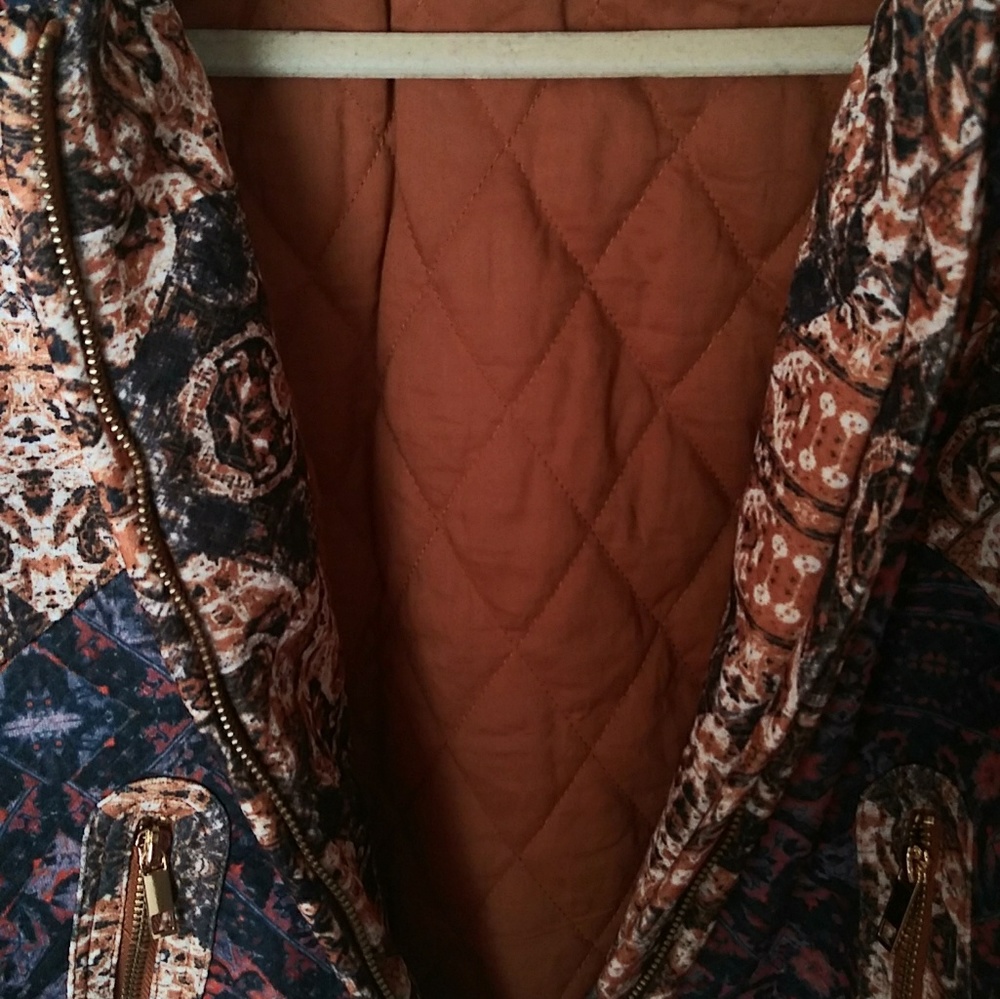 Jacket - Picture 2 of 3